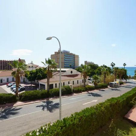 Spacious Beachfront Flat With Sea Views And Private Indoor Parking Benalmádena Buitenkant foto