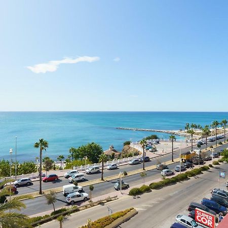 Spacious Beachfront Flat With Sea Views And Private Indoor Parking Benalmádena Buitenkant foto